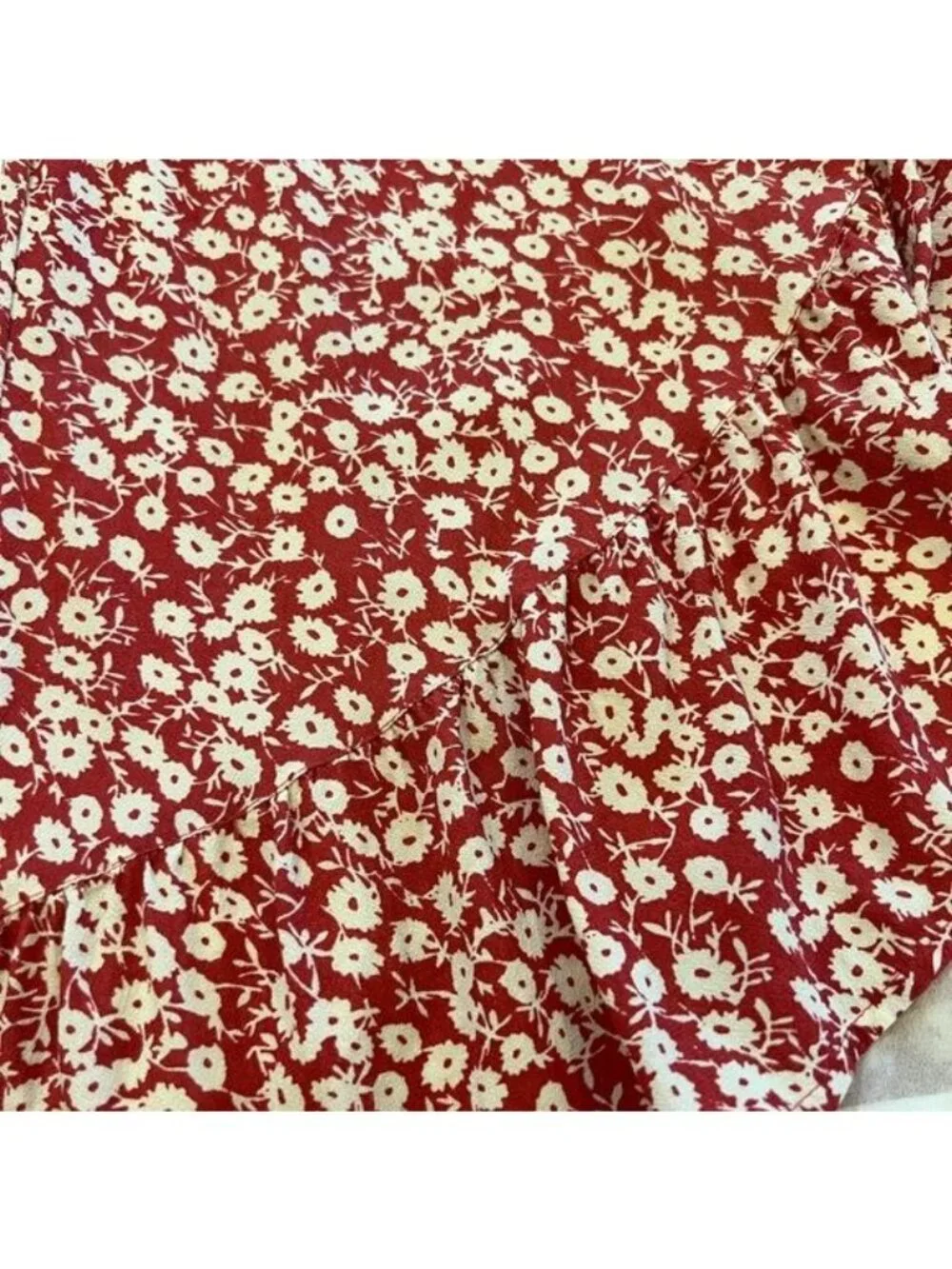 Rails Women’s Skirt Size XS Scarlet Camellia Floral Neptune Ruffle Floral Wrap